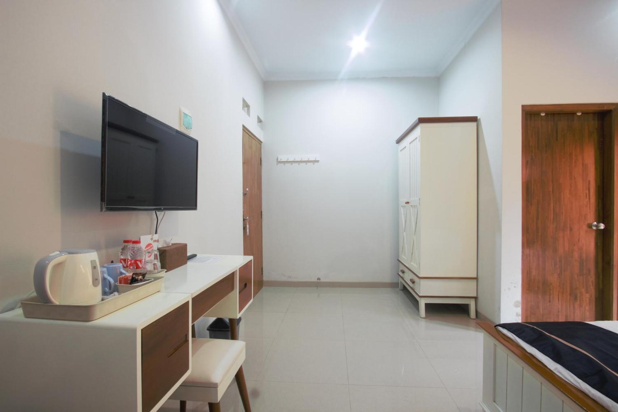 Cendhani Raras Residence Pakualaman Exterior photo
